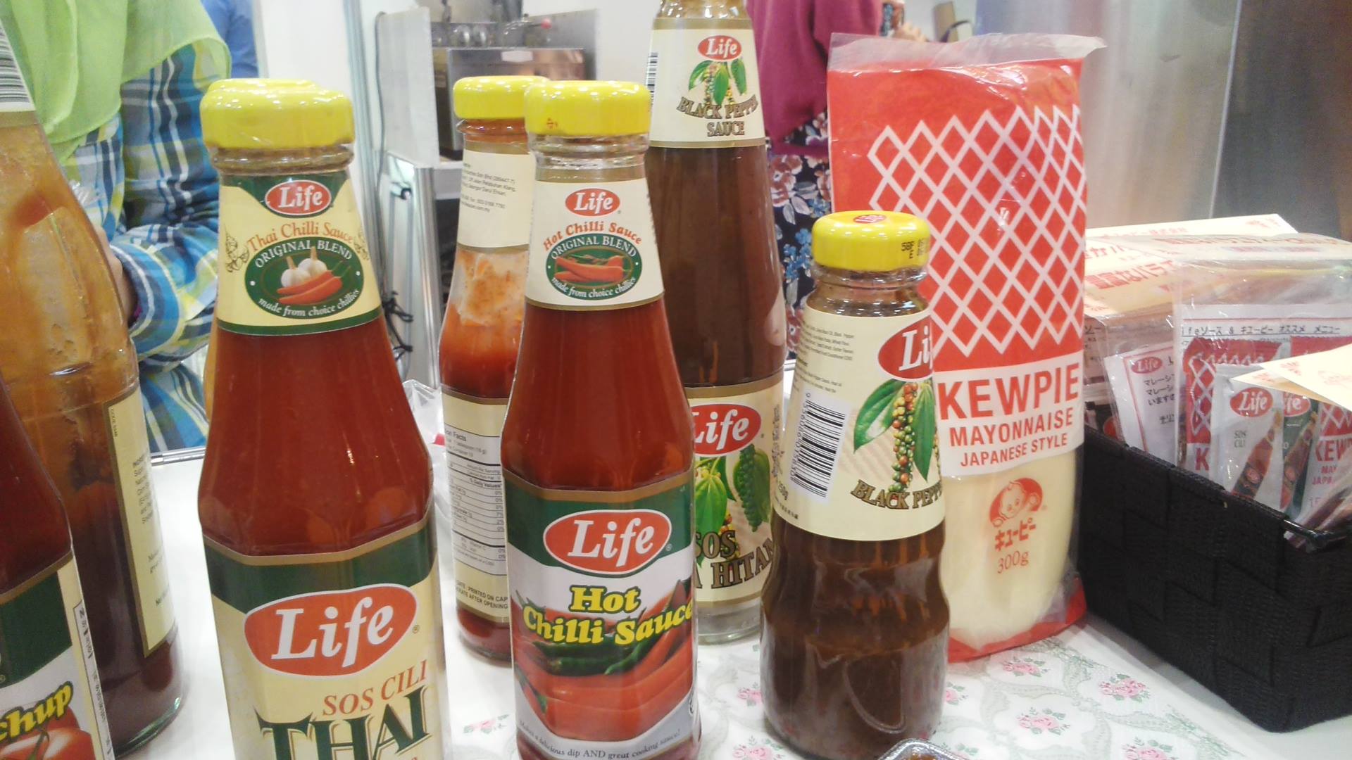 Life sauce & Kewpie Mayonnaise collaboration menu Halal Media Japan