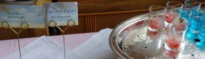スイカゼリー (注:隣のブルーハワイゼリーはハラールではありません)