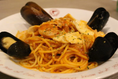 “Spaghetti in the sea”, 1280 yen. Combination of sweetness from tomato sauce and seafood give nice delish taste