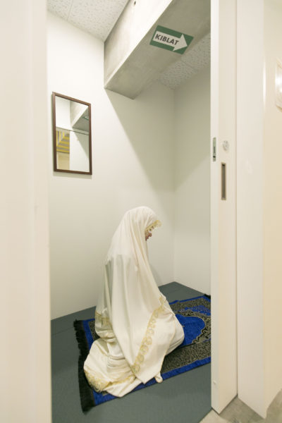 Pray room