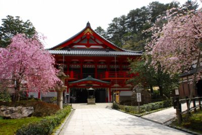 s-春の那谷寺（那谷寺より提供）　002